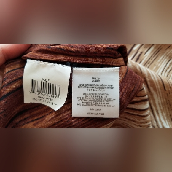 BCBG MaxAzria, size S blouse - Picture 9 of 9